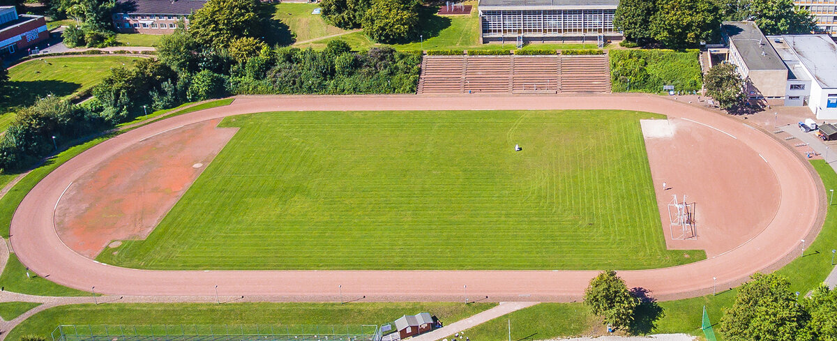 Luftbild vom Naturasenplatz