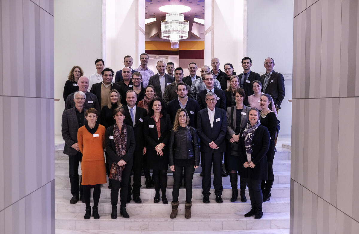 Teilnehmer der Eröffnung