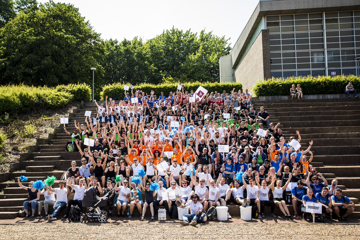 Teams der Institutsolympiade