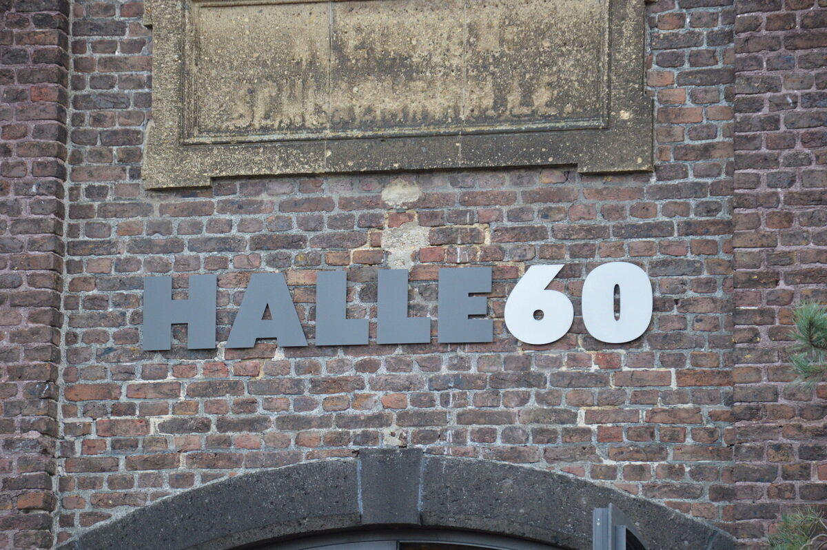 Aufschrift Halle 60