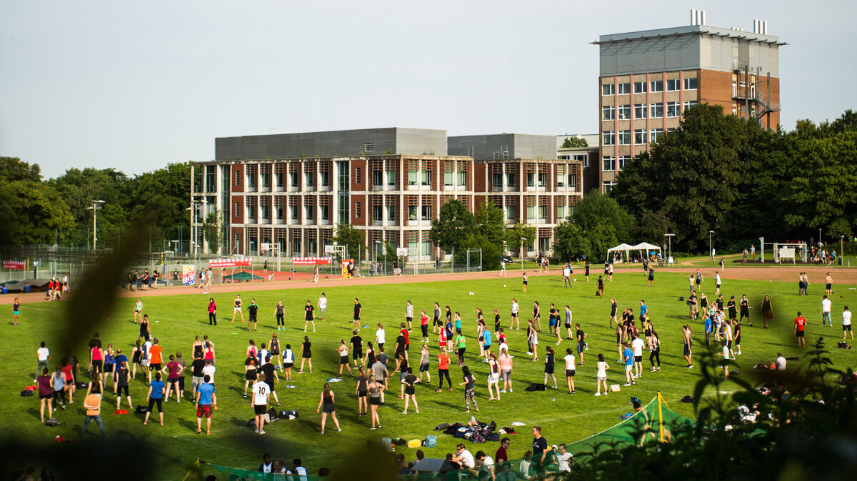 Hochscuhlsport Gelände