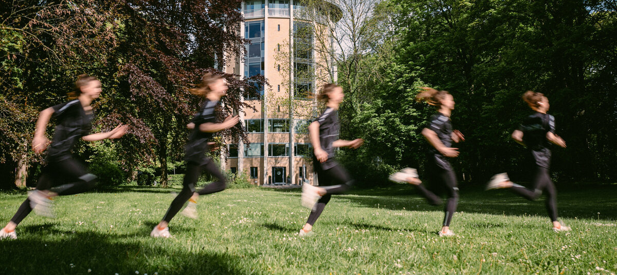 Läuferin am Lousberg