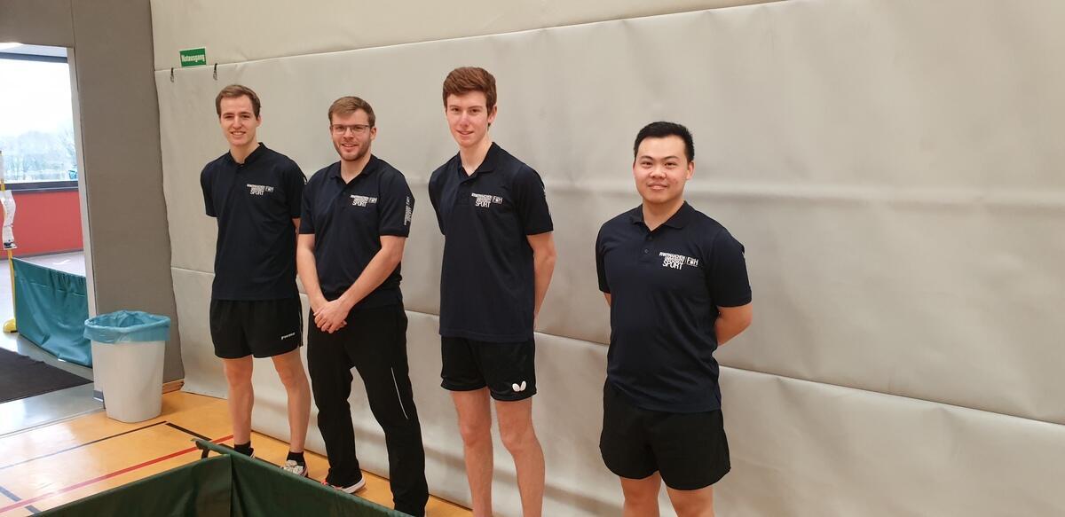 Die WG Aachen: Max Albracht, Carsten Schlotterhose, Justus Behrend und Boris Zhao