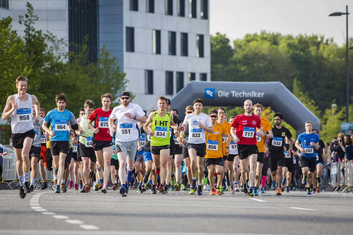 Läufer beim Campuslauf