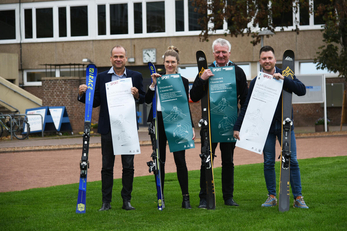 von links nach Rechts Peter Lynen, Isabell Reckermann, Ulrich Weber, Pascal Gulpen