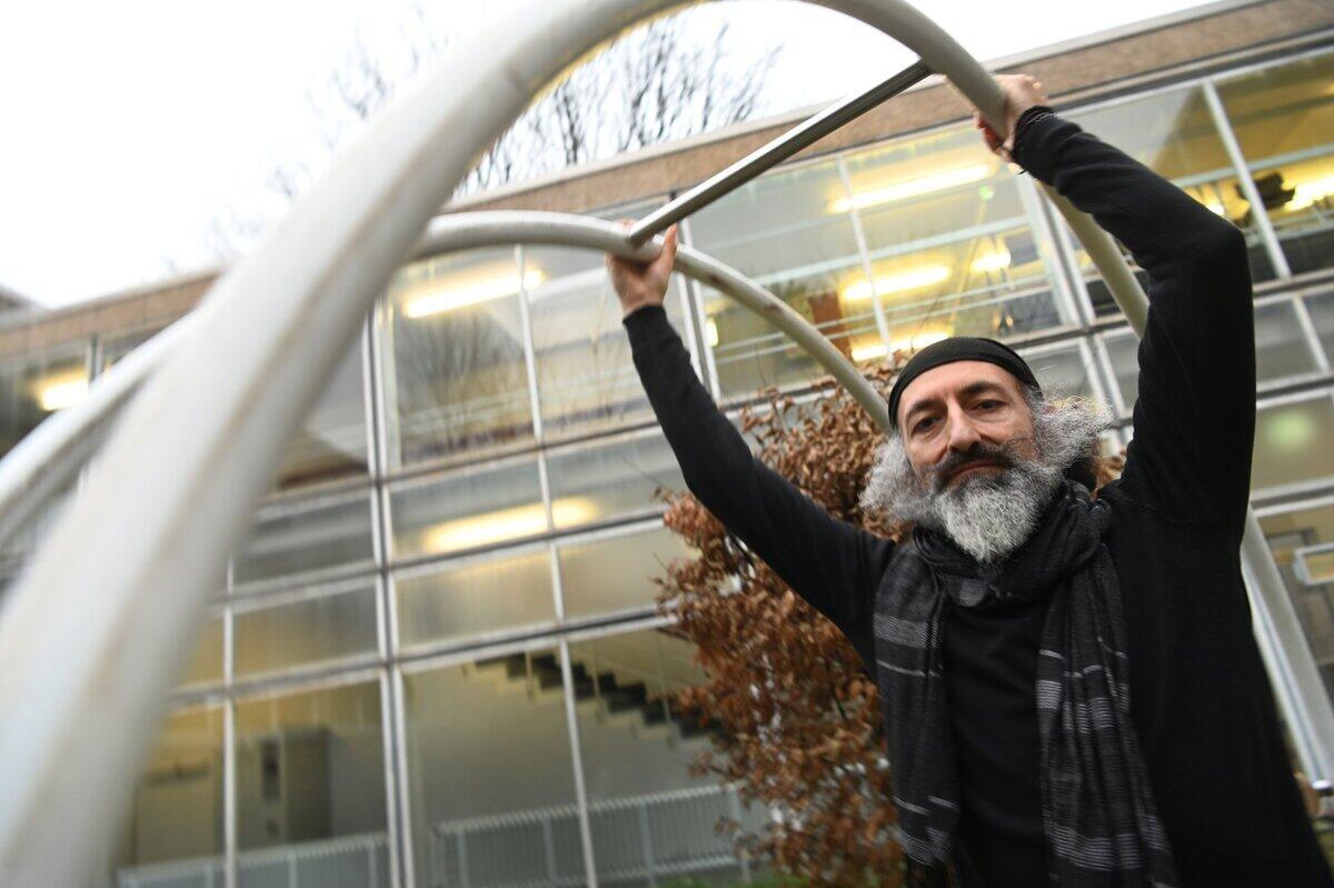 Shahin Sadatolhosseini auf dem Rhönrad