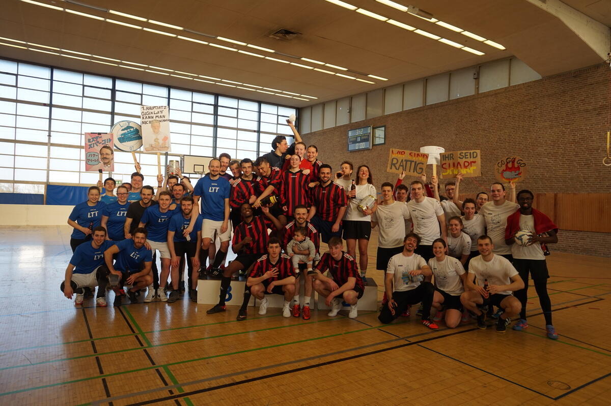 Gruppenfoto der Teilnehmenden des HFC